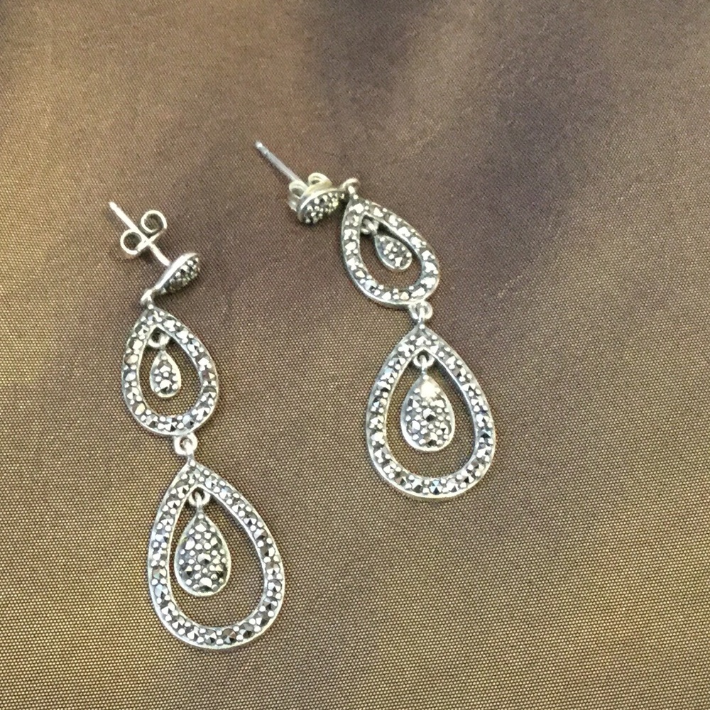 Beautiful silver with black gemstones earrings